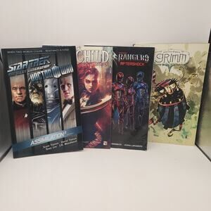 Miscellaneous Comics Bundle of 4 Star Trek Doctor Who Grimm Power Rangers